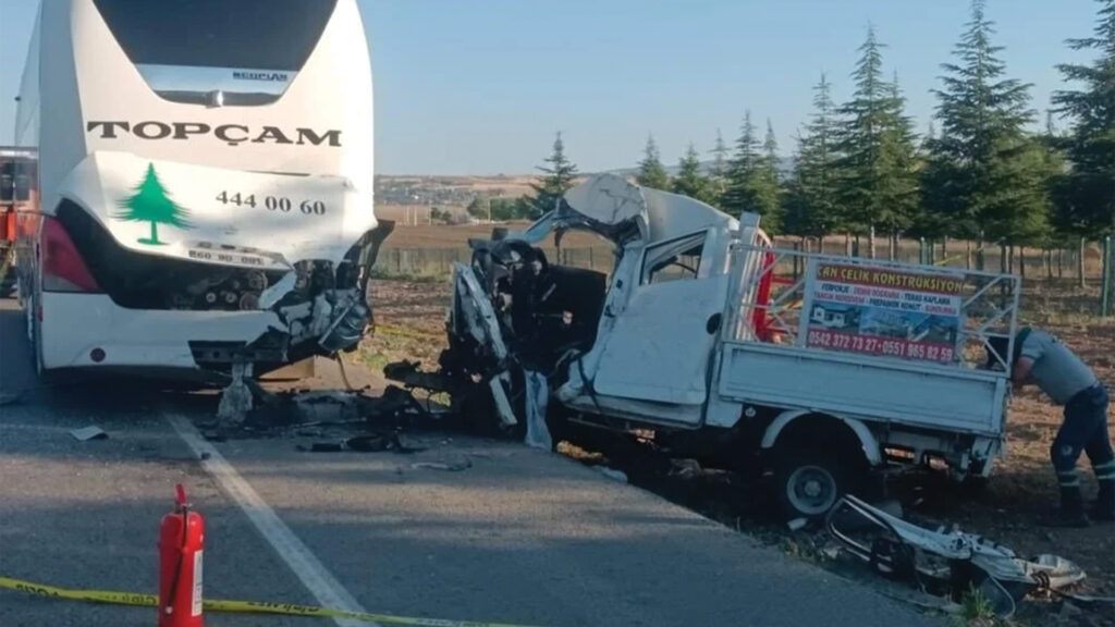 Ankara'da Zincirleme Kaza: İki Ölü, Çok Sayıda Yaralı