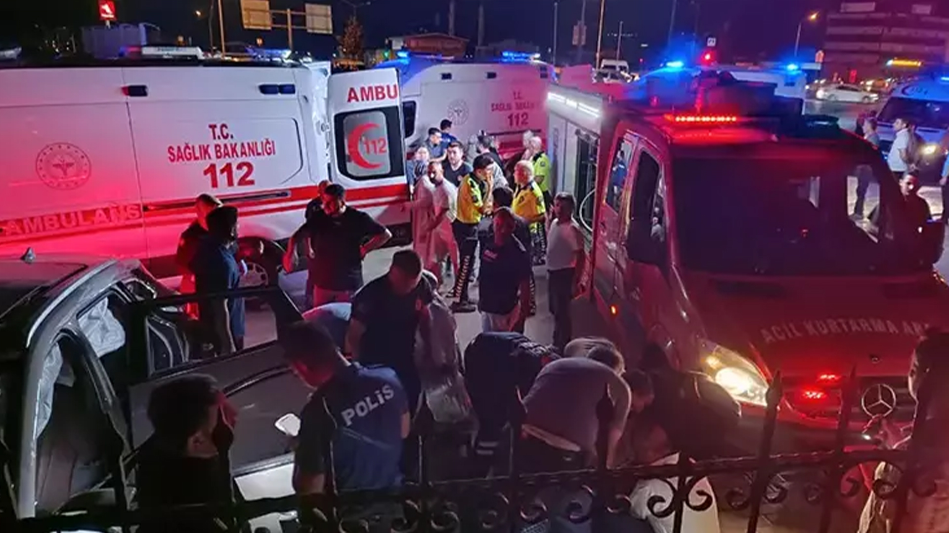 Bursa’da Kırmızı Işık İhlali Can Yaktı: 2’si Ağır 8 Yaralı