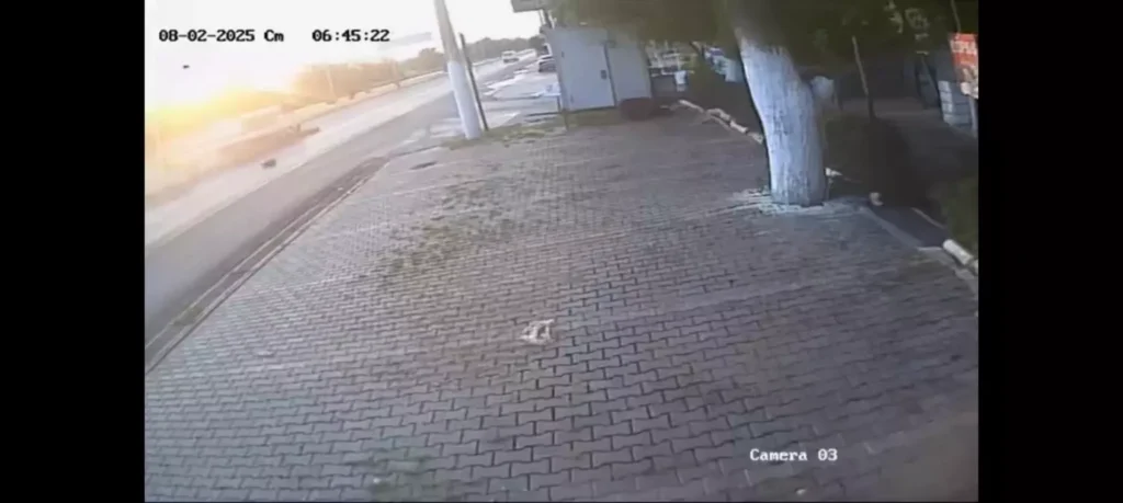 Aydın'da Feci Kaza Kamerada: Kamyonetin Çarptığı Motosiklet Sürücüsü Hayatını Kaybetti
