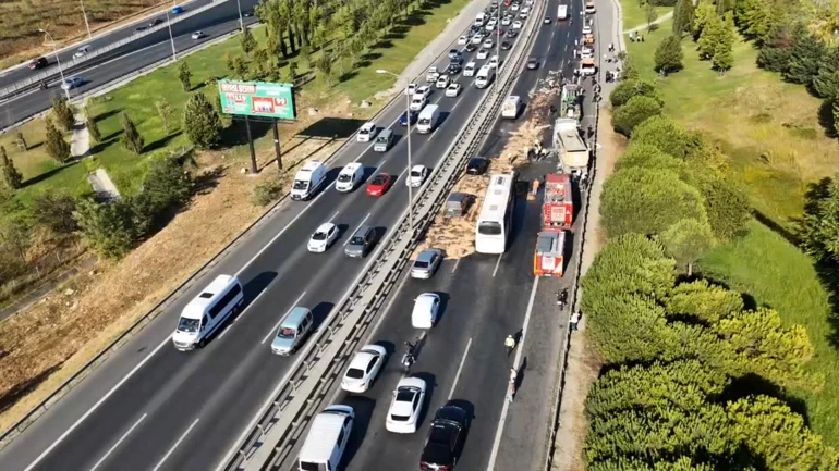 TEM Otoyolu’nda Feci Kaza – 1 Ölü, 21 Yaralı