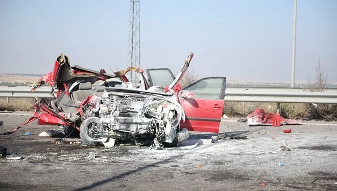 Ankara-Niğde Otoyolu’nda Feci Kaza: 3 Ölü, 2 Yaralı