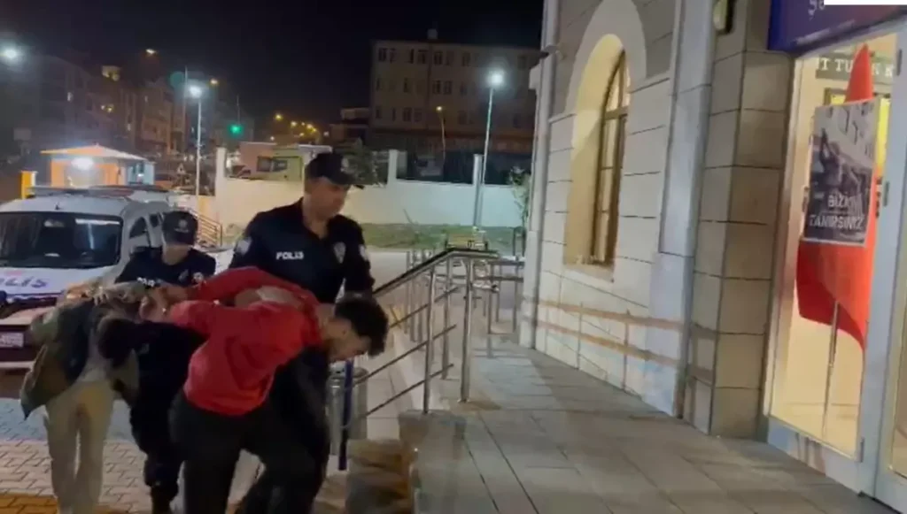 Ankara’da Yol Verme Tartışması Kanlı Bitti: Taksici Sopalarla Darbedildi