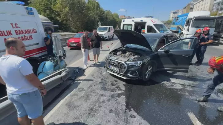 Avcılar’da Cip ile Motosiklet Çarpıştı: 2 YaralıAvcılar’da Cip ile Motosiklet Çarpıştı: 2 Yaralı