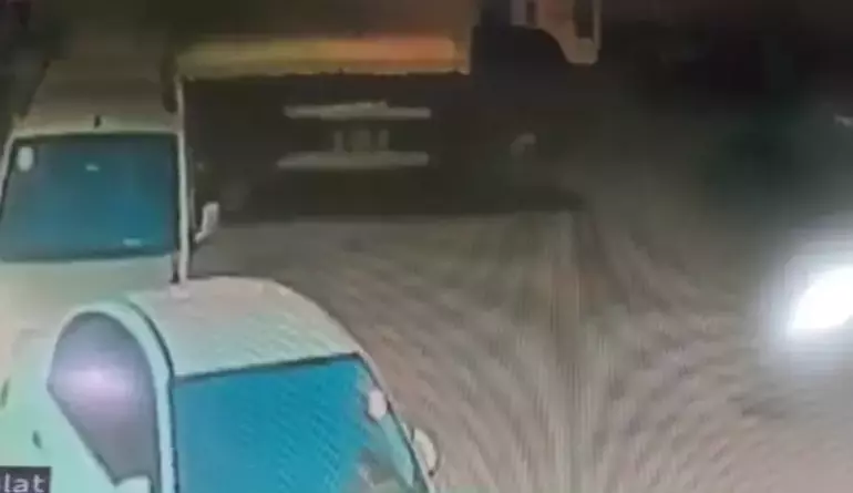 Esenyurt’ta Çöp Kamyonu Dehşeti: Bir Kişi Hayatını Kaybetti