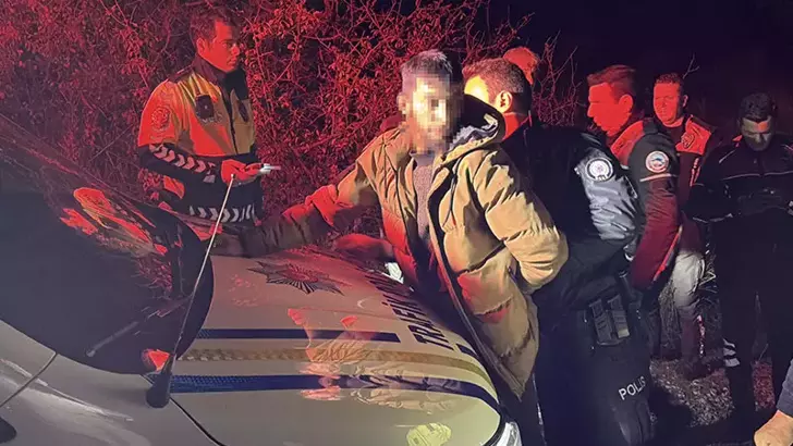 Kütahya’da alkollü sürücü, eşi ve 2 yaşındaki bebeğiyle polisten kaçtı: Kaza yaptı