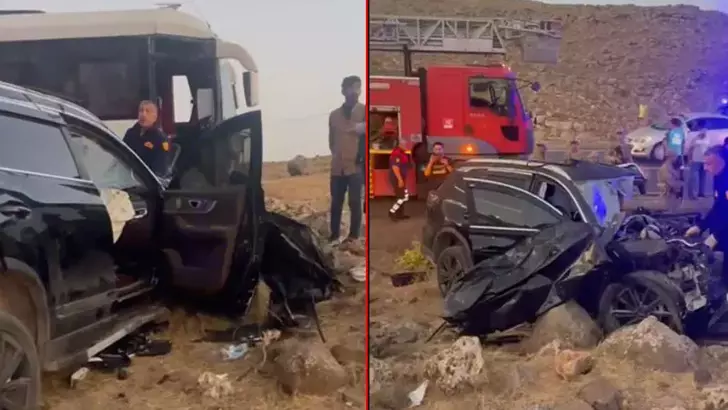 Şırnak’ta Midibüs ile Cip Kafa Kafaya Çarpıştı: 1’i Ağır 4 Yaralı