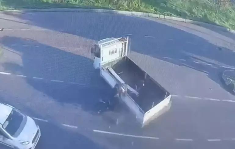 Çorlu’da Motosiklet ile Kamyonetin Çarpıştığı Kazada Bir Kişi Yaralandı