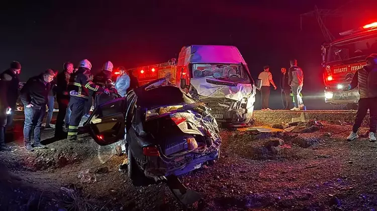 Diyarbakır’da Beş Araçlı Zincirleme Kaza: 4 Ölü, 13 Yaralı