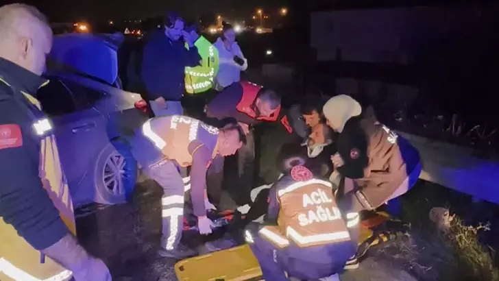 Düzce’de Kafa Kafaya Çarpışma: 7 Yaralı