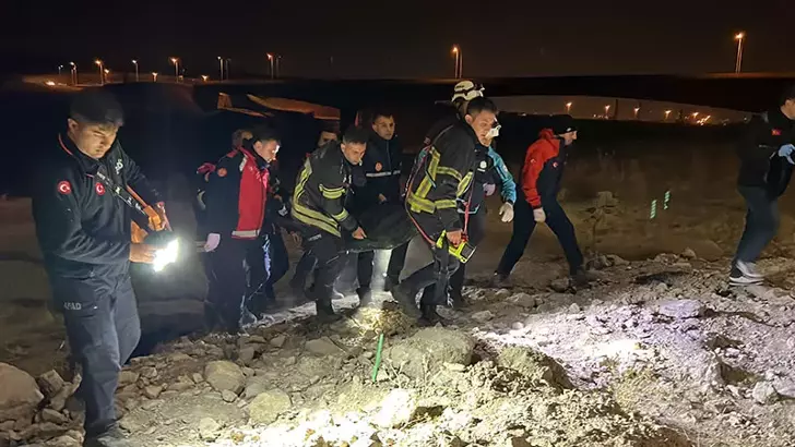 Kayseri’de Feci Kaza: Otomobil Uçuruma Yuvarlandı, Sürücü Hayatını Kaybetti