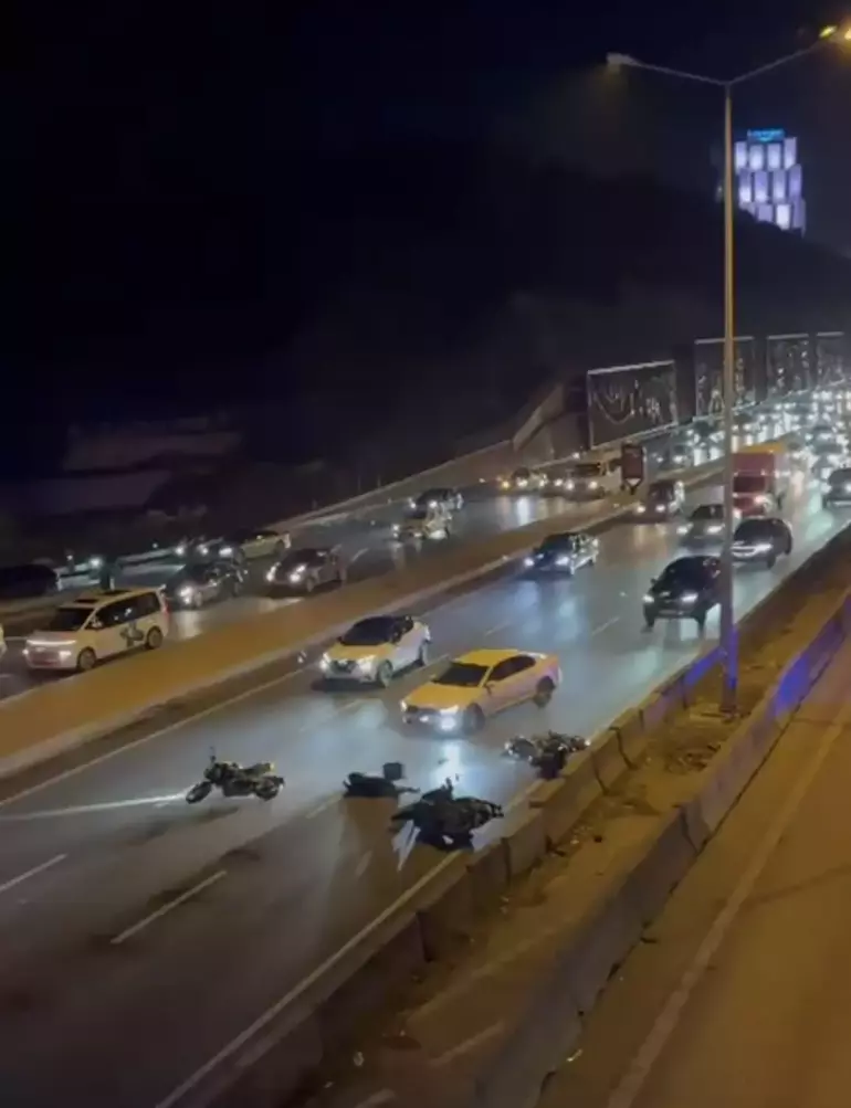 Maltepe’de Kazaya Müdahale Eden Trafik Polisine Motosiklet Çarptı: Peş Peşe Kazalar Kamerada