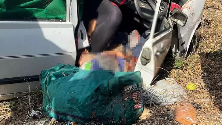 Manisa’da Takla Atan Otomobilde Sürücü ve Eşi Hayatını Kaybetti