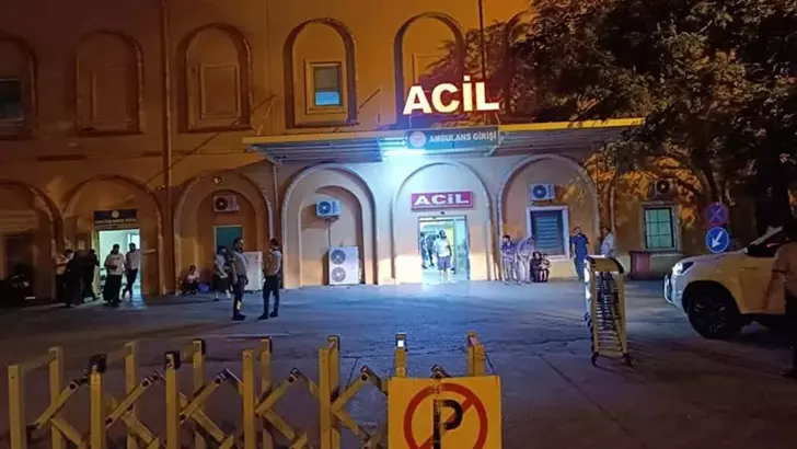 Mardin’de Takla Atan Otomobilde Anne Hayatını Kaybetti, Eşi ve Çocuğu Yaralandı