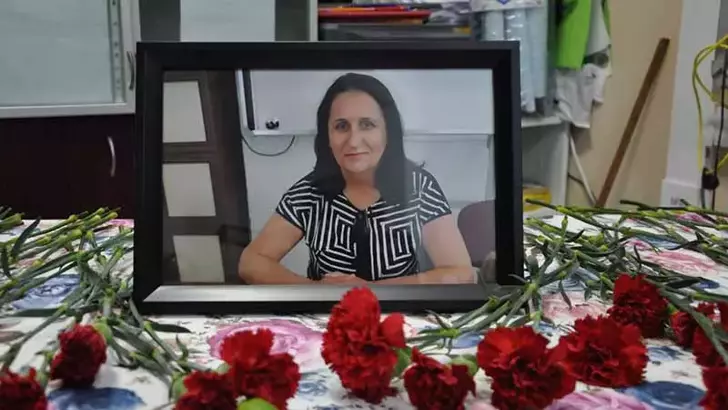 Mersin’de Gülşen Öğretmenin Hayatını Kaybettiği Kazada Motosiklet Sürücüsü Adli Kontrolle Serbest Kaldı