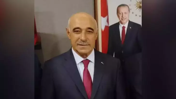 Serinova Belediye Başkanı Salih Çakmak Trafik Kazasında Yaralandı