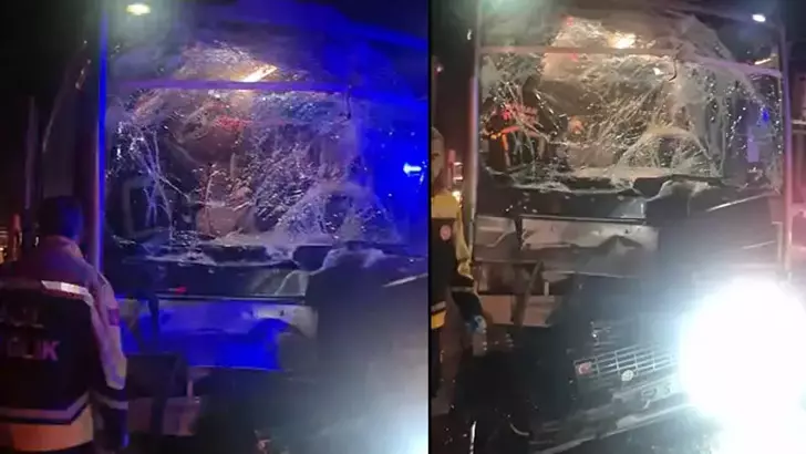 Batman’da Trafik Kazası: Servis Midibüsü Çekiciye Çarptı, 11 Kişi Yaralandı