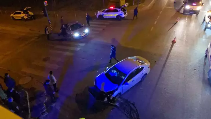 Bursa’da Hatalı “U” Dönüşü Kazaya Neden Oldu: 1 Yaralı