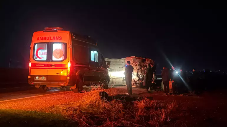 Diyarbakır’da İşçi Servisi Devrildi: 16 Yaralı