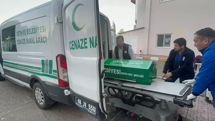 Fethiye’de Dedesinin Kullandığı Otomobilin Altında Kalan 2 Yaşındaki Çocuk Hayatını Kaybetti