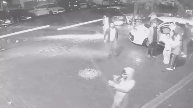 Pendik’te Alkollü Sürücü Dehşet Saçtı: 2 Kişiye Çarpıp Kaçarken 7 Araca Daha Zarar Verdi