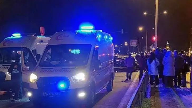Sakarya’da İki Otomobil Çarpıştı: 1 Ölü, 3 Yaralı