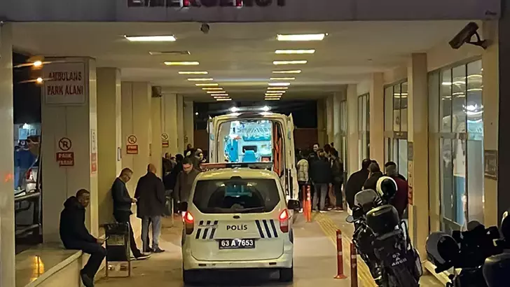 Şanlıurfa’da İki Otomobil Çarpıştı: 1 Ölü, 9 Yaralı