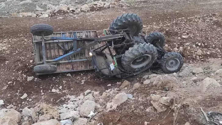 Şırnak’ta traktör devrildi: 12 yaralı