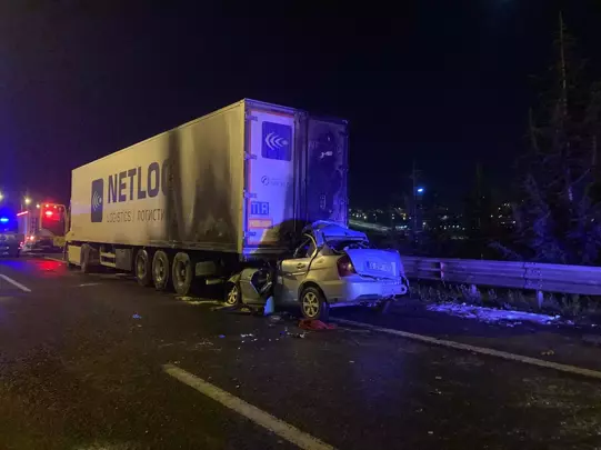 Ankara’da TIR’a arkadan çarpan otomobilin sürücüsü hayatını kaybetti
