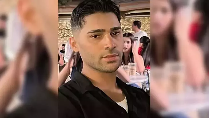 Emniyet Şeridindeki Kamyona Arkadan Çarpan Motosikletli Hayatını Kaybetti