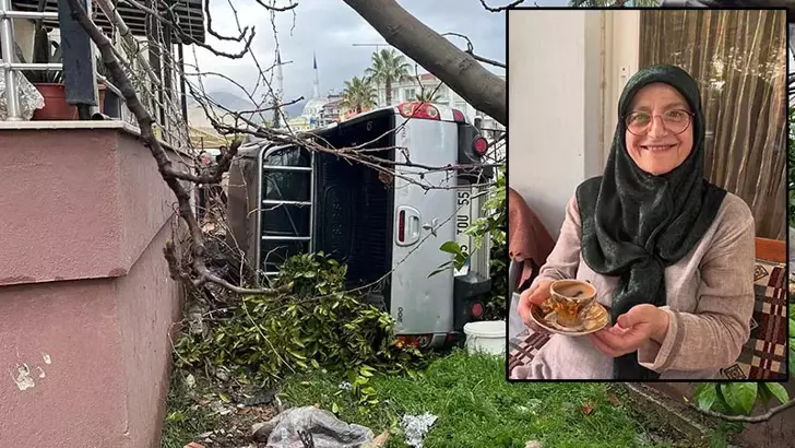 İzmir’de kamyonetin çarptığı kadın, tedavi gördüğü hastanede 2 gün sonra hayatını kaybetti