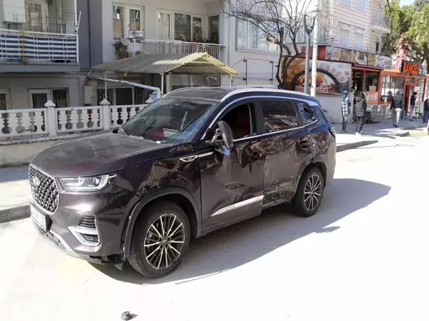 Burdur’da Cip ile Çarpışan Motosikletteki 2 Lise Öğrencisi Yaralandı