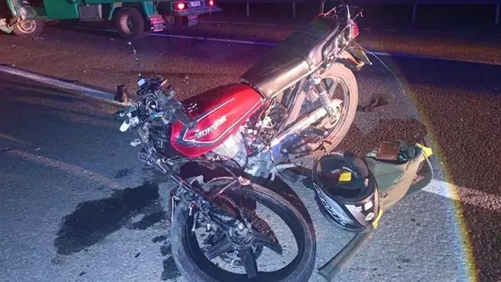Giresun’da Kamyonet ile Motosiklet Çarpıştı: 2 Kişi Hayatını Kaybetti