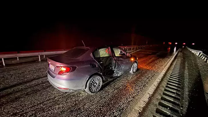 Manisa’da zincirleme kaza: 2 kişi yaralandım