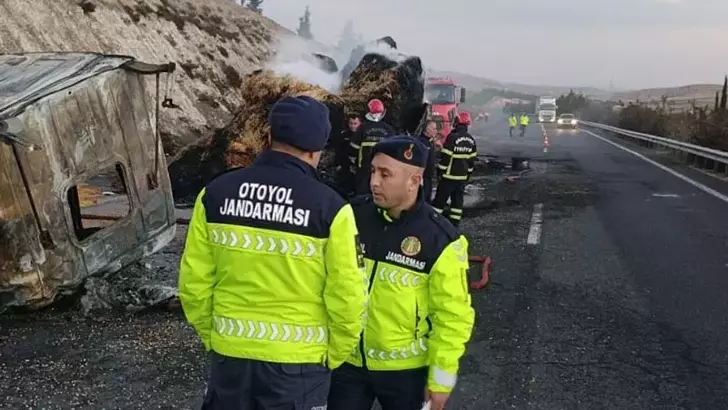 Şanlıurfa’da İki TIR Çarpıştı: 1 Sürücü Hayatını Kaybetti