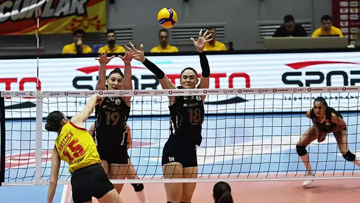 Sultanlar Ligi'nde Lider VakıfBank Hata Yapmadı: Göztepe Deplasmanından 3-1 Galip Ayrıldı