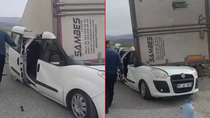 TIR’ın Dorsesi Radar Aracının Üzerine Devrildi: 1 Jandarma Yaralı