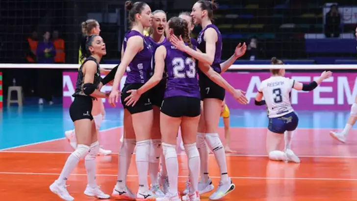 Zeren Spor, CEV Şampiyonlar Ligi’nde Çeyrek Finale Yükseldi