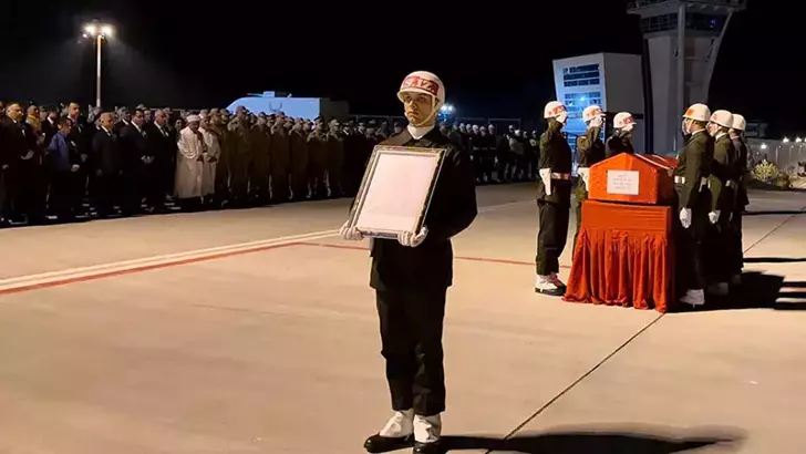 Ağrı'da Askeri Araç Devrildi: 2 Mehmetçik Şehit, 3 Yaralı