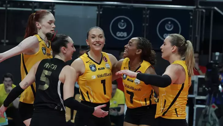 Avrupa’nın Kraliçesi Final-Four’da! VakıfBank, Milano’yu Devirdi