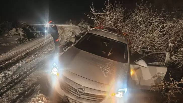 Diyarbakır’da Kar Yağışı Kazalara Neden Oldu