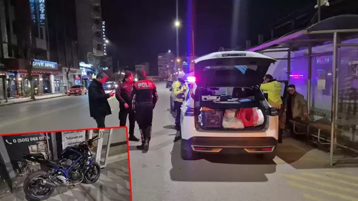 Eskişehir’de Motosiklet ve Hafif Ticari Araç Çarpıştı: 1’i Ağır 2 Yaralı!