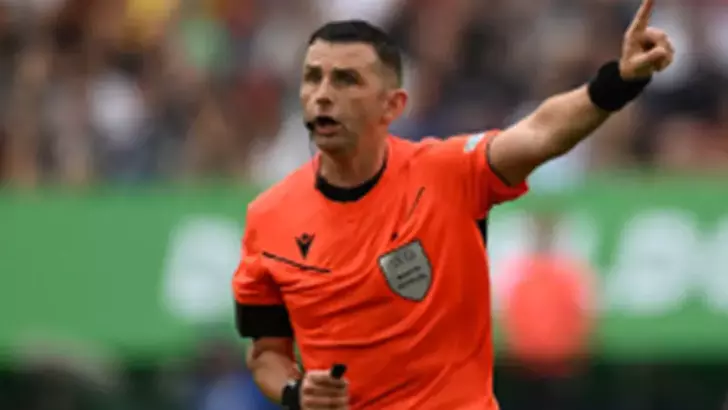 Milli Maçta Kritik Görev: Kosova - Türkiye Karşılaşmasını Michael Oliver Yönetecek!