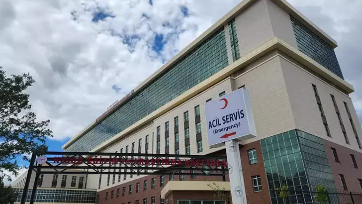 Niğde’de Otomobil Şarampole Yuvarlandı: 2 Ölü, 2 Ağır Yaralı