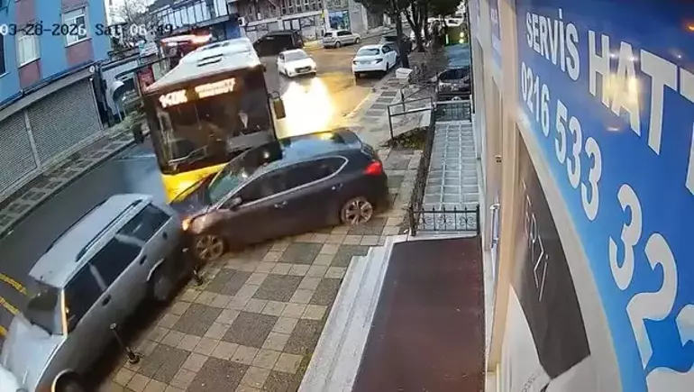 Ümraniye’de İETT Otobüsü Dehşeti: Park Halindeki Araçlara Çarptı!