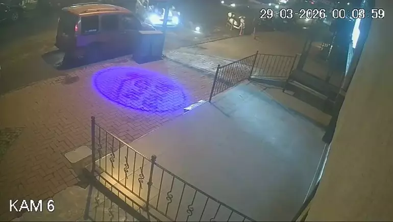 Zonguldak'ta Korkutucu Kaza: Annesinden İzinsiz Aldığı Motosikletle Otomobile Çarptı