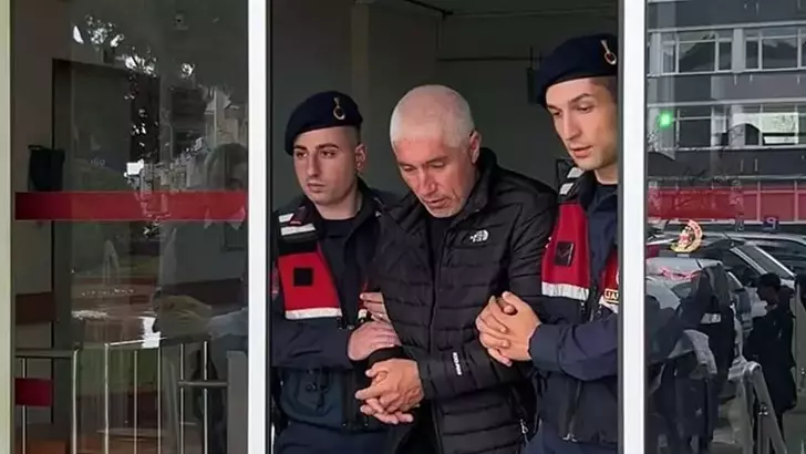 Aydın'da Feci Kaza: Devrilen Direkle Bisikletlinin Ölümüne Neden Olan Kamyon Şoförü Tutuklandı