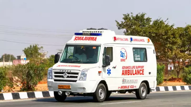 Hindistan'da Katliam Gibi Zincirleme Kaza: 13 Ölü, 30 Yaralı