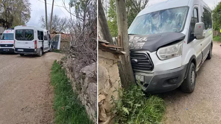 Vezirköprü’de Öğrenci Servisi Elektrik Direğine Çarptı: 13 Yaralı