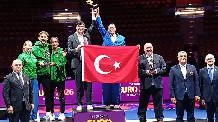 Avrupa’nın Hakimi Türkiye: Milli Tekvandocular Almanya’da Destan Yazdı!