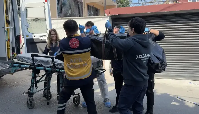 Sarıyer’de Ehliyetsiz Sürücü Dehşeti: Kamyonetin Altında Kalan İşçi Hayatını Kaybetti